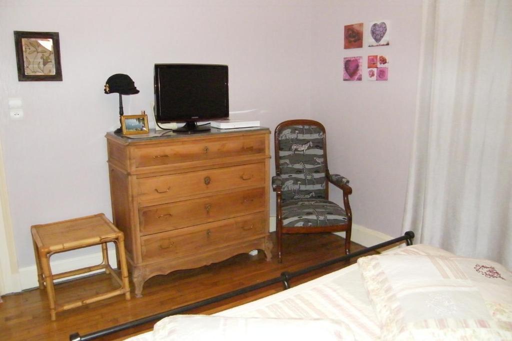 Chambre D'Hotes Jules & Annette Vittel Ruang foto