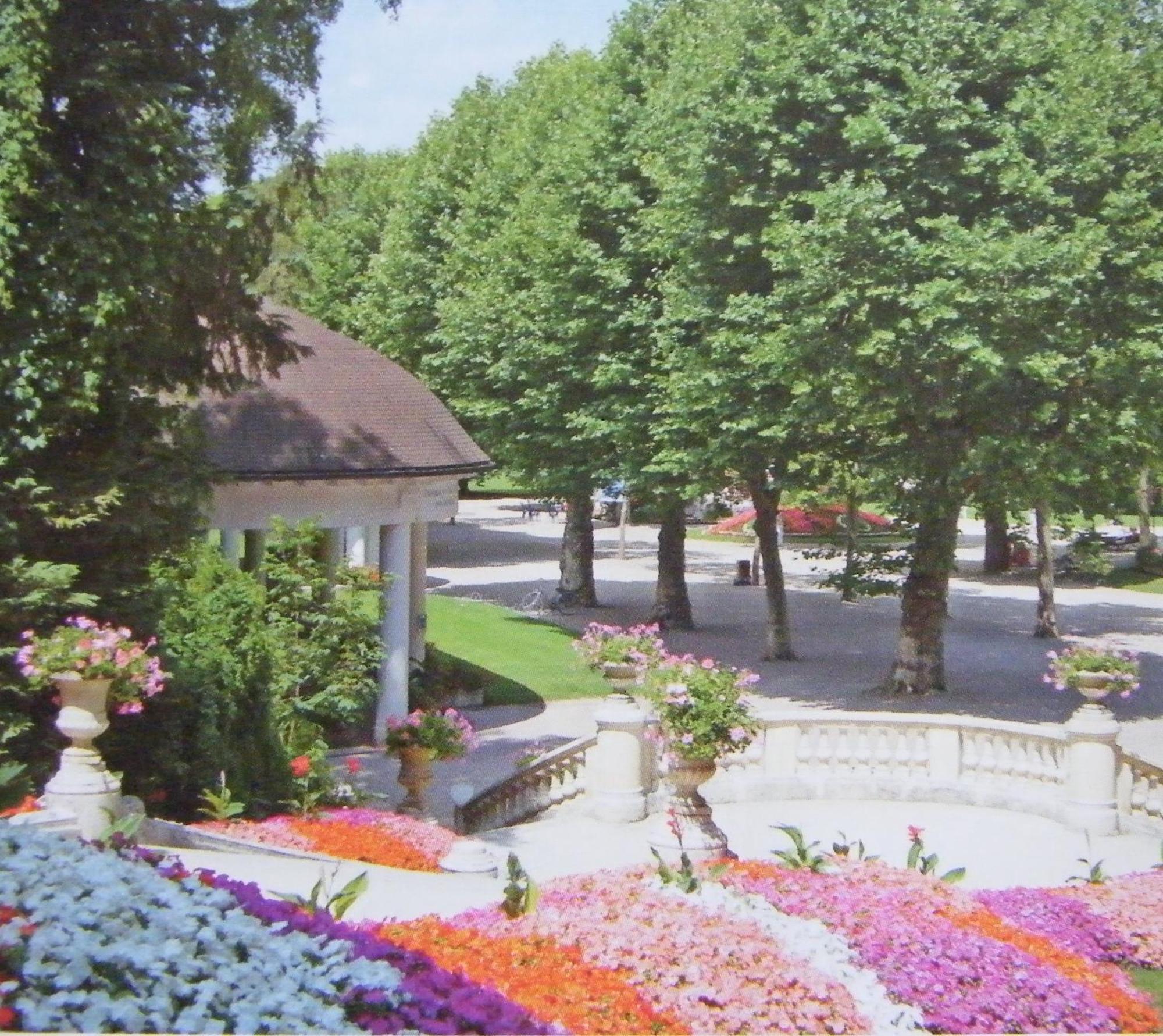 Chambre D'Hotes Jules & Annette Vittel Bagian luar foto